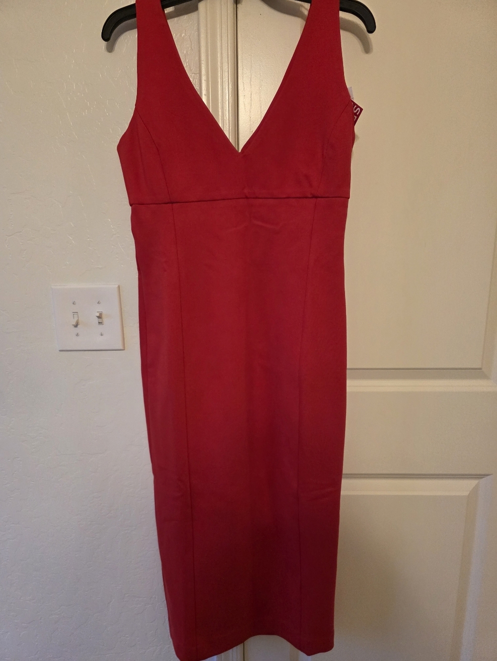 NWT SPANX Shape Red Ponte V-Neck Sleeveless Midi Dress Size M - Picture 4 of 9